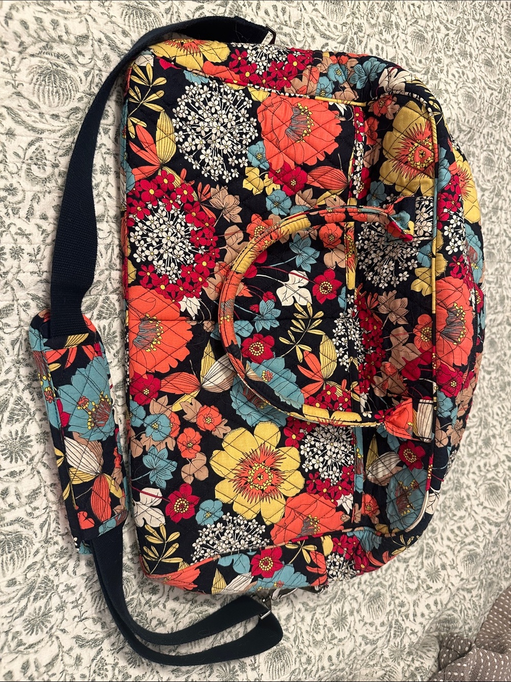 Vera Bradley Weekender bag Quilted Floral Crossbody - Navy Multi